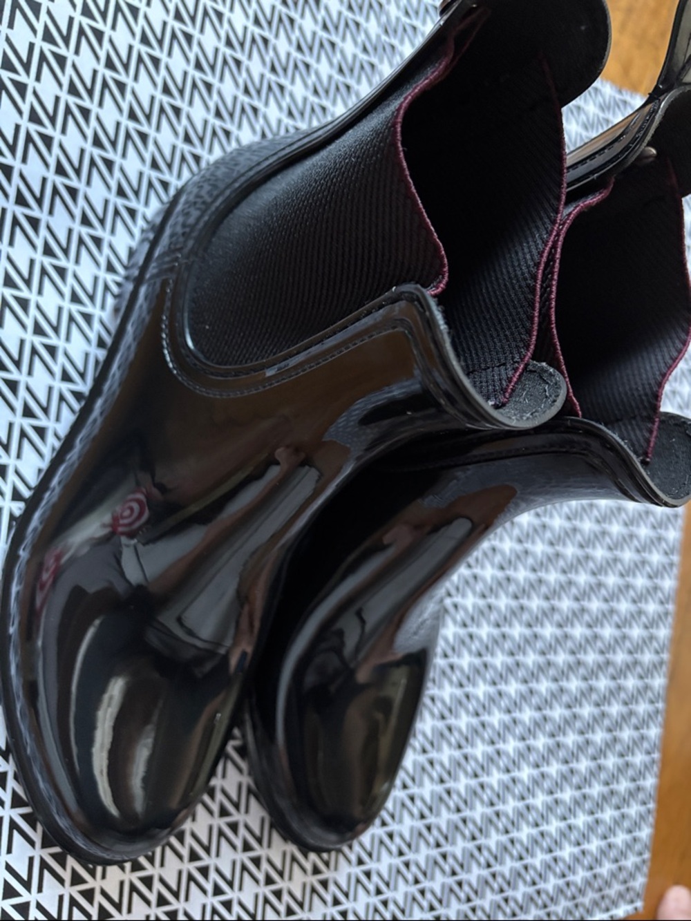 Igor Black Glossy Chelsea Rain Boots – Size [38/8] – Made in Spain